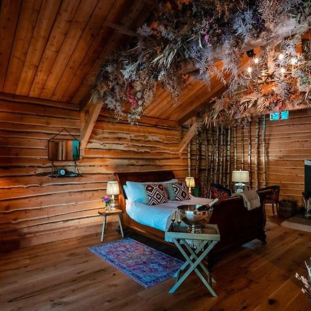 Longville House Hotel Upper Welson Esterno foto