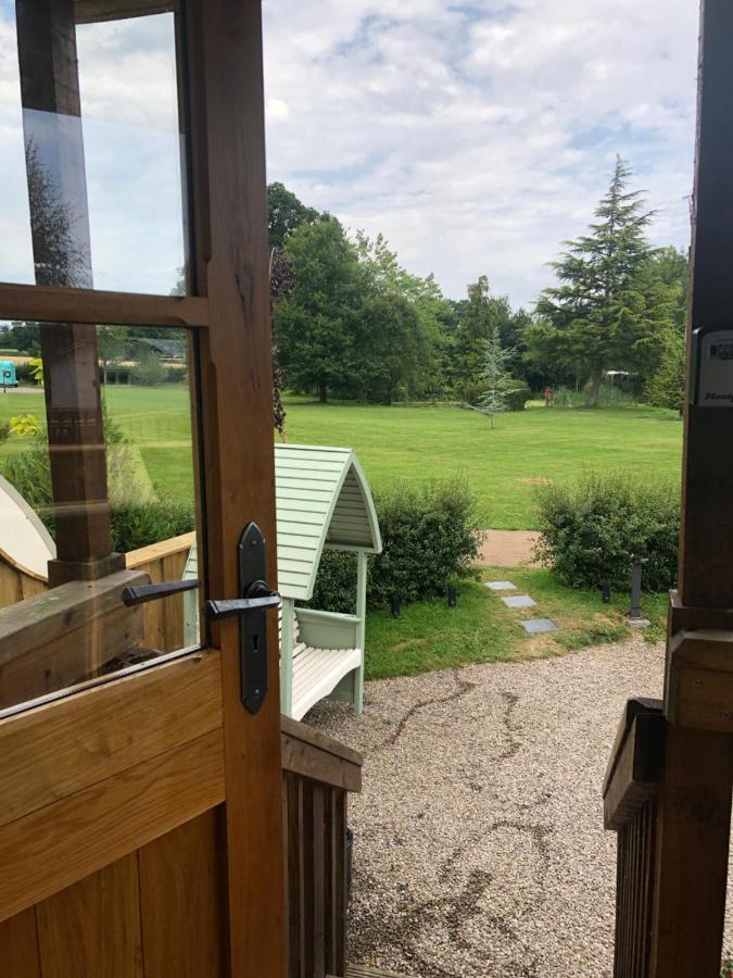 Longville House Hotel Upper Welson Esterno foto