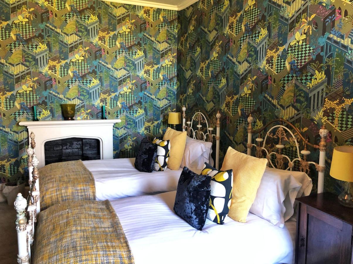Longville House Hotel Upper Welson Esterno foto
