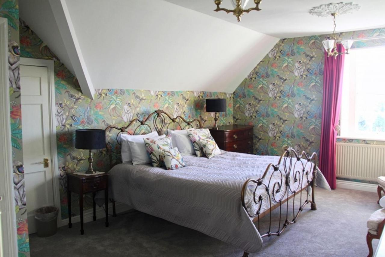 Longville House Hotel Upper Welson Esterno foto
