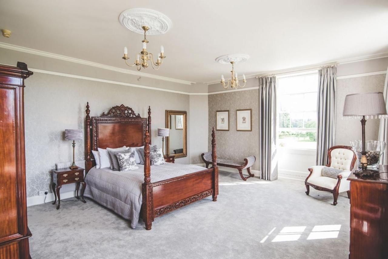 Longville House Hotel Upper Welson Esterno foto