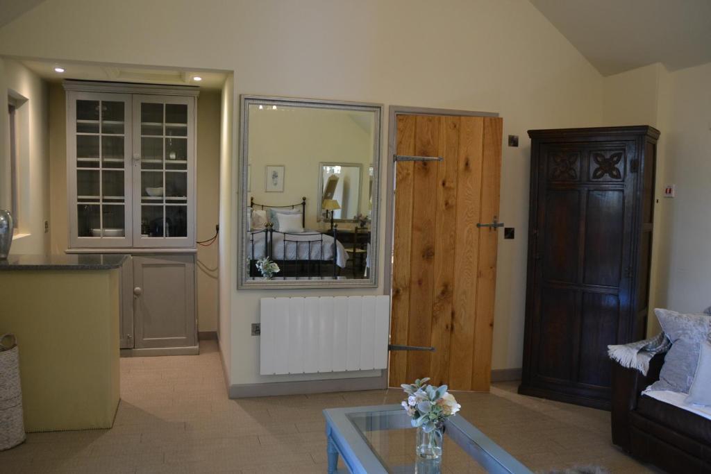 Longville House Hotel Upper Welson Esterno foto