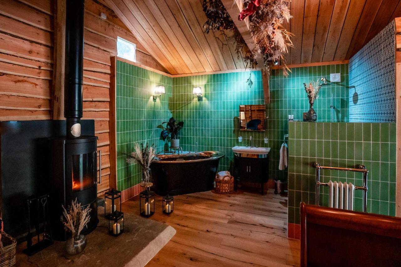 Longville House Hotel Upper Welson Esterno foto