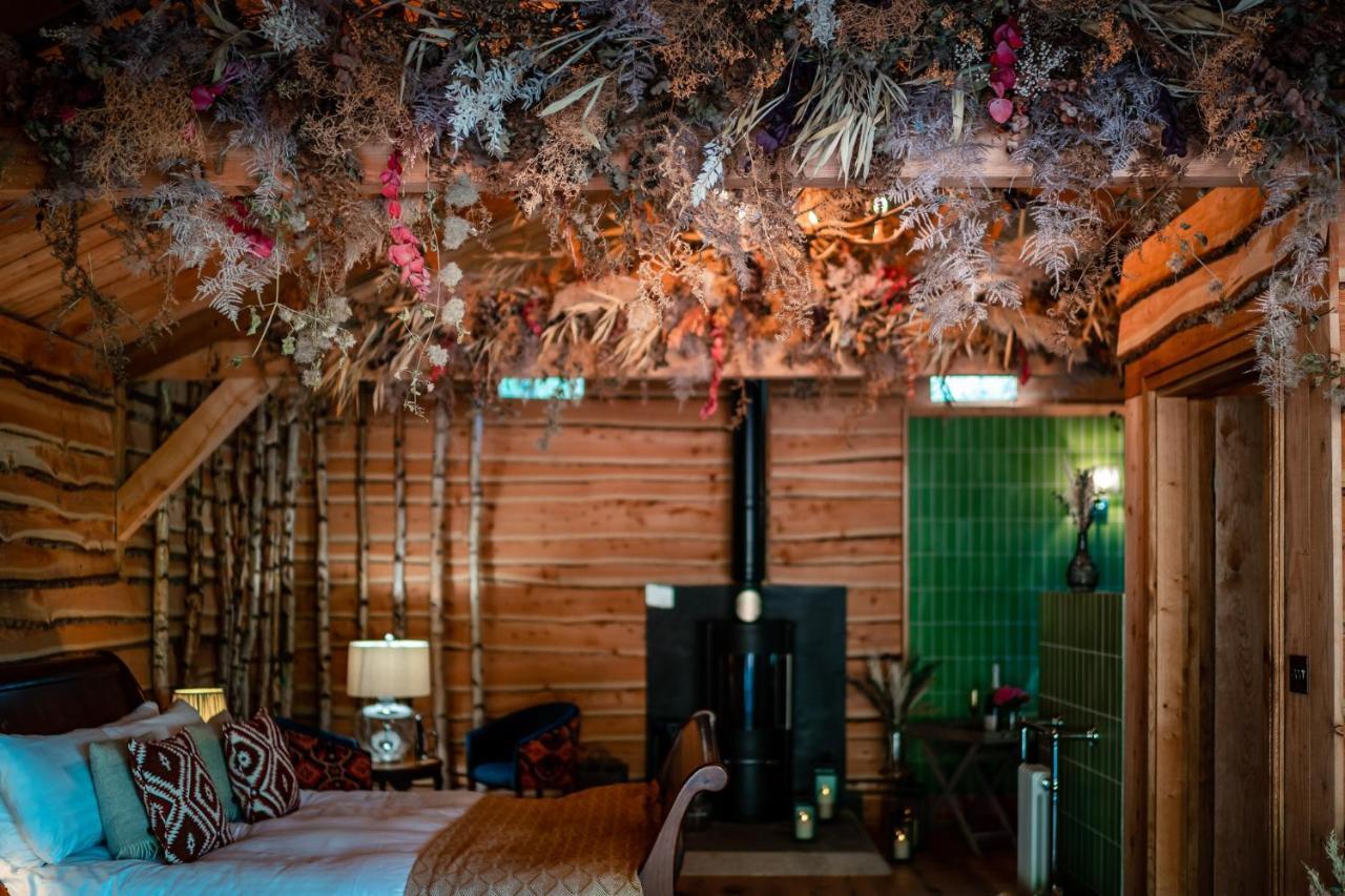 Longville House Hotel Upper Welson Esterno foto